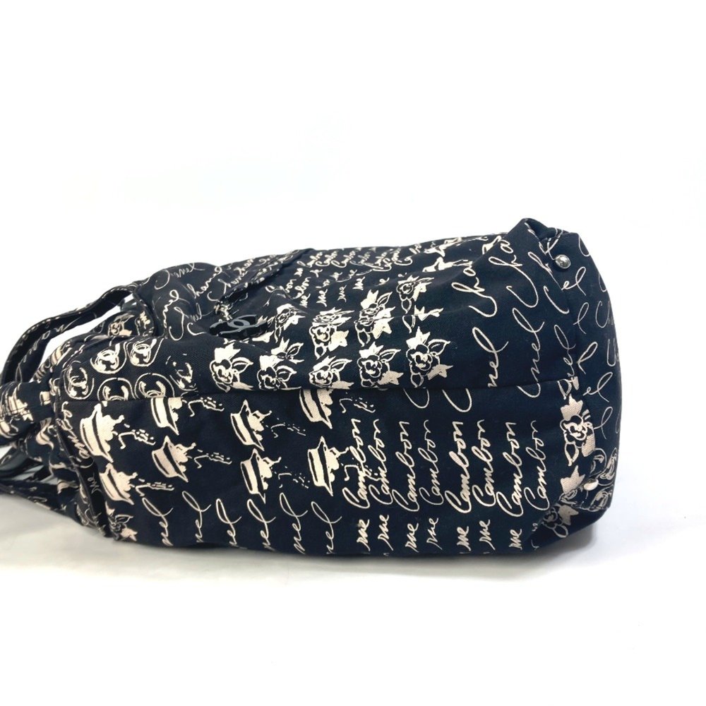 Chanel With Mirror Charm Drawstring Shoulder Bag … - image 5